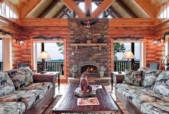 Soaring Eagle Lodge