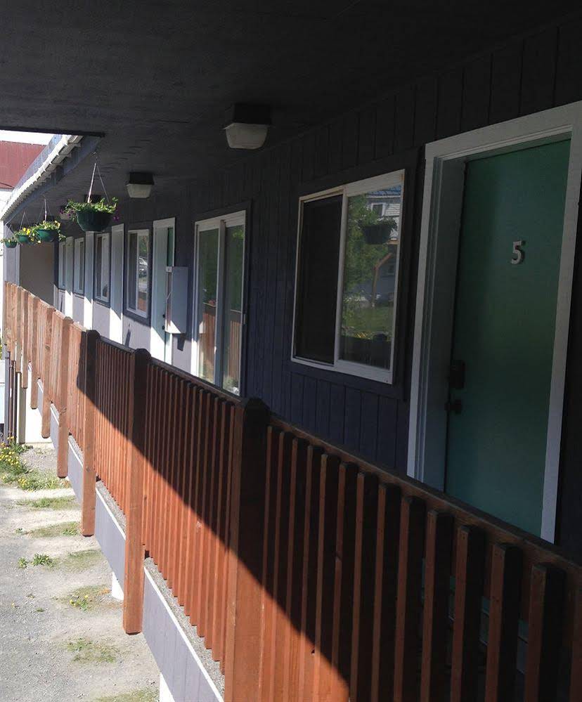 Fourth Avenue Lodging