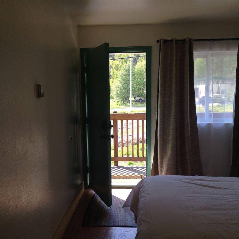 Fourth Avenue Lodging
