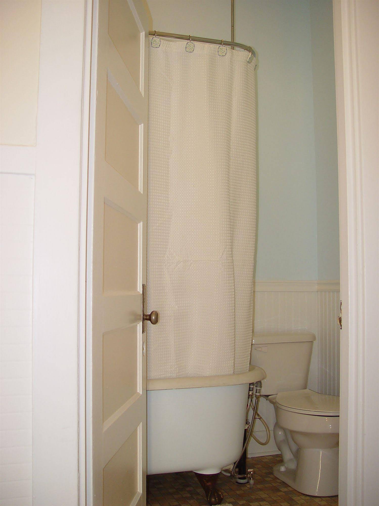 Sauerdough Lodging