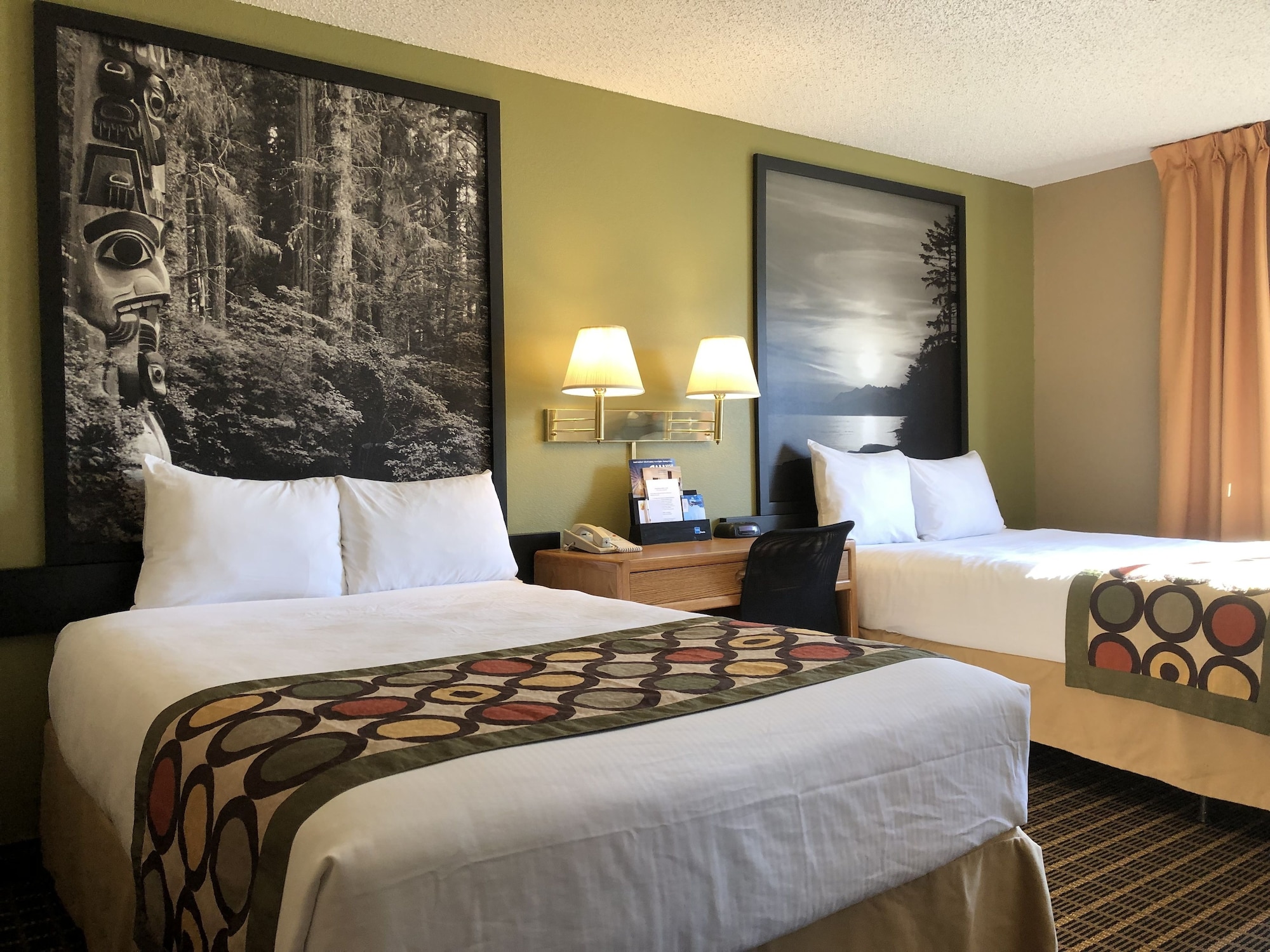 Baranof Lodge