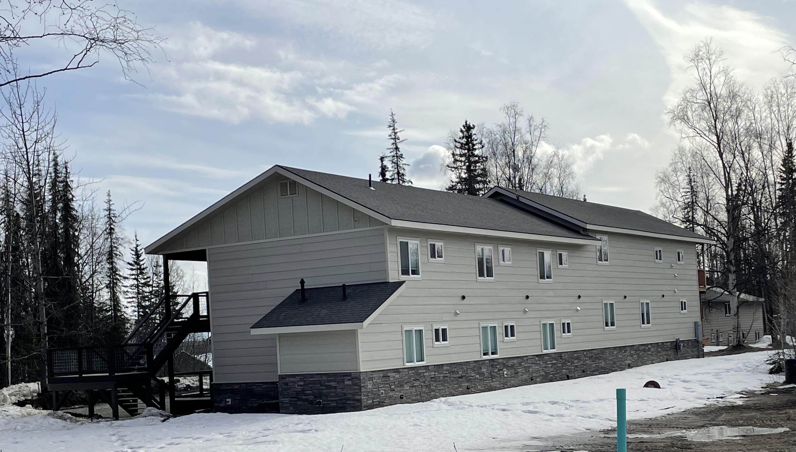 Alaska Lake and Lodge at Longmere