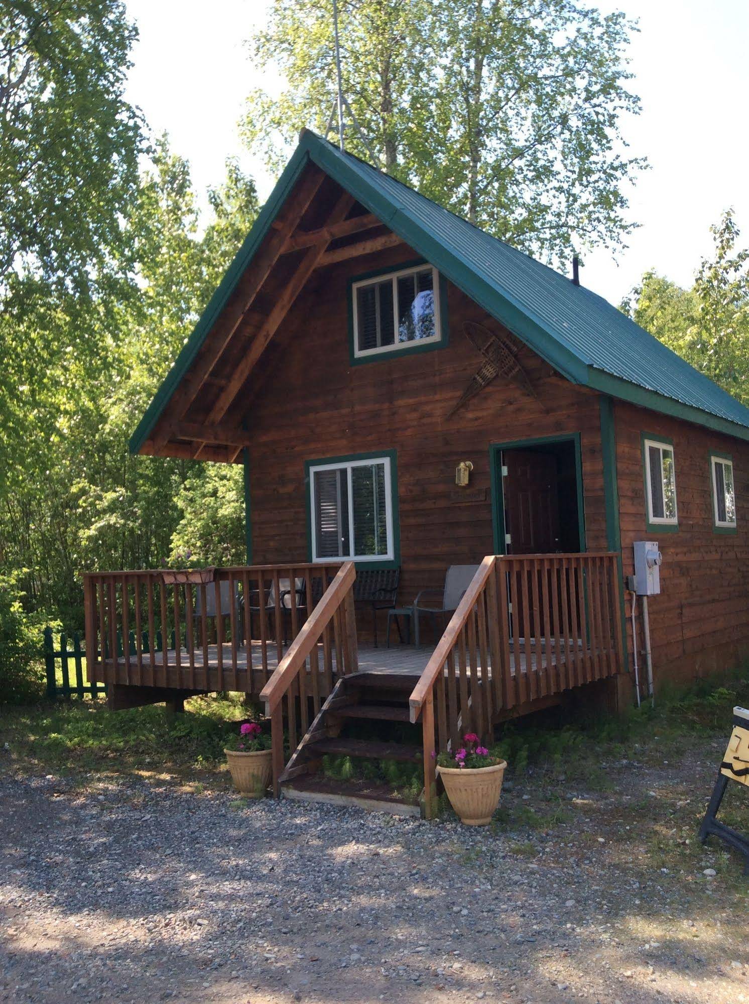 Chinook Wind Cabins