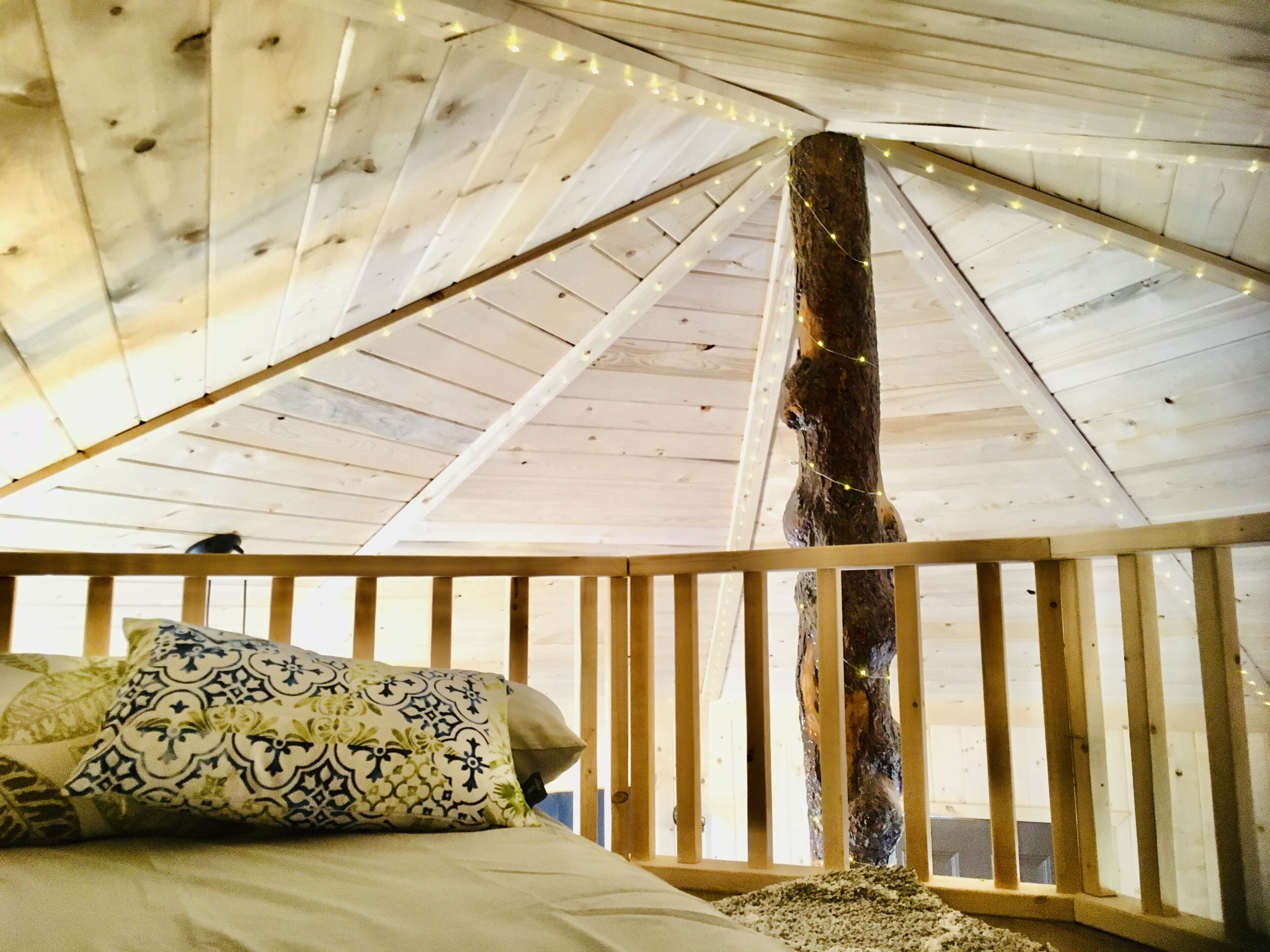 Cloudberry Cabin