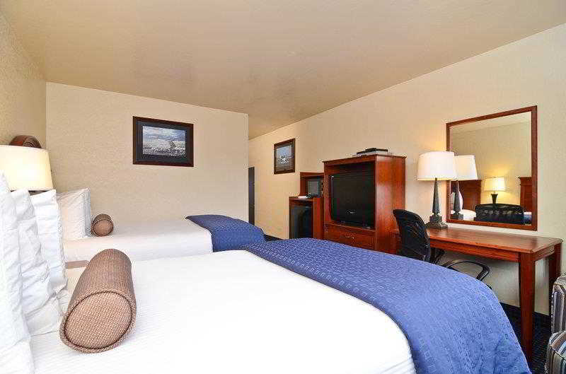 Best Western Valdez Harbor Inn