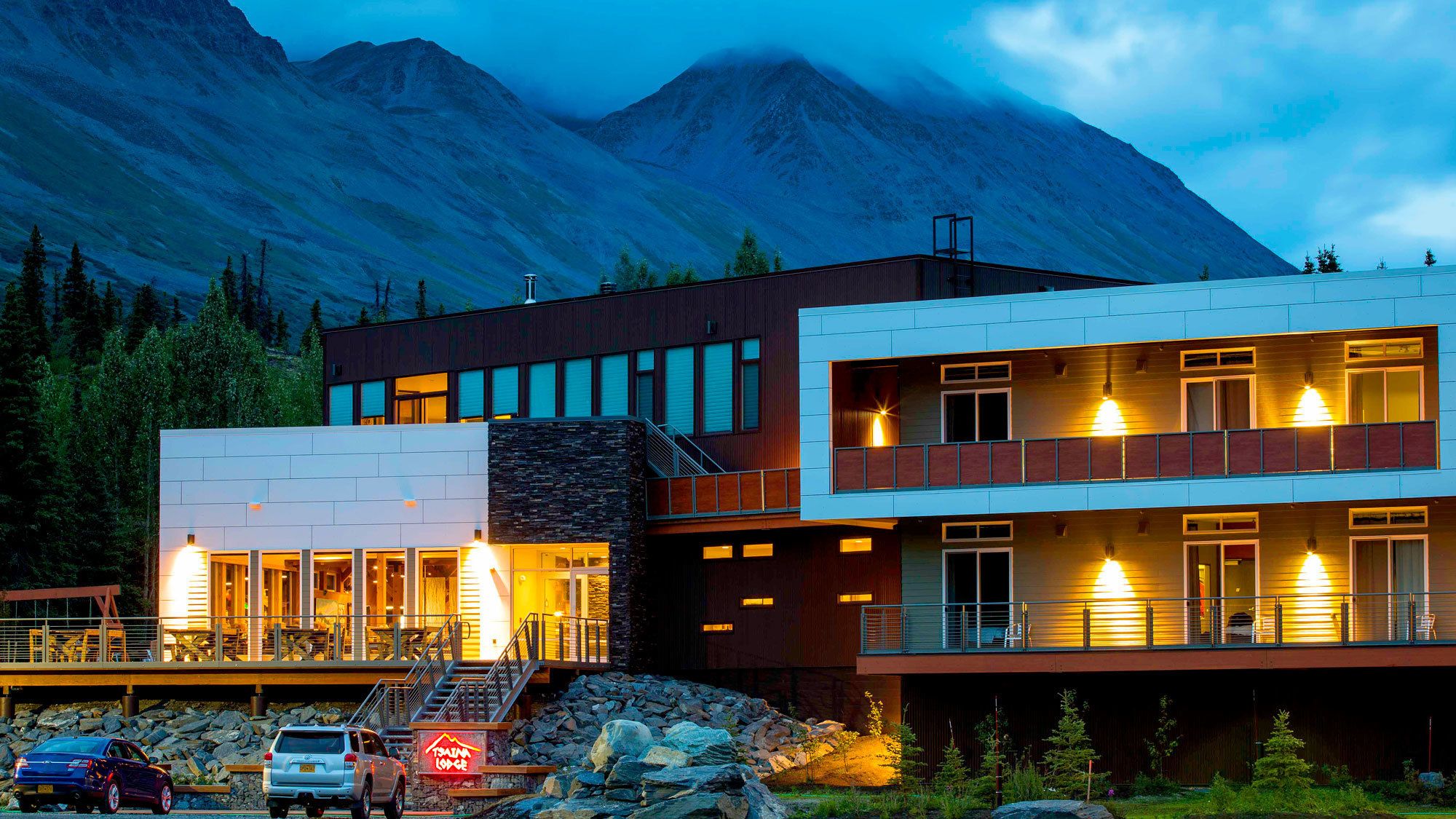 Tsaina Lodge