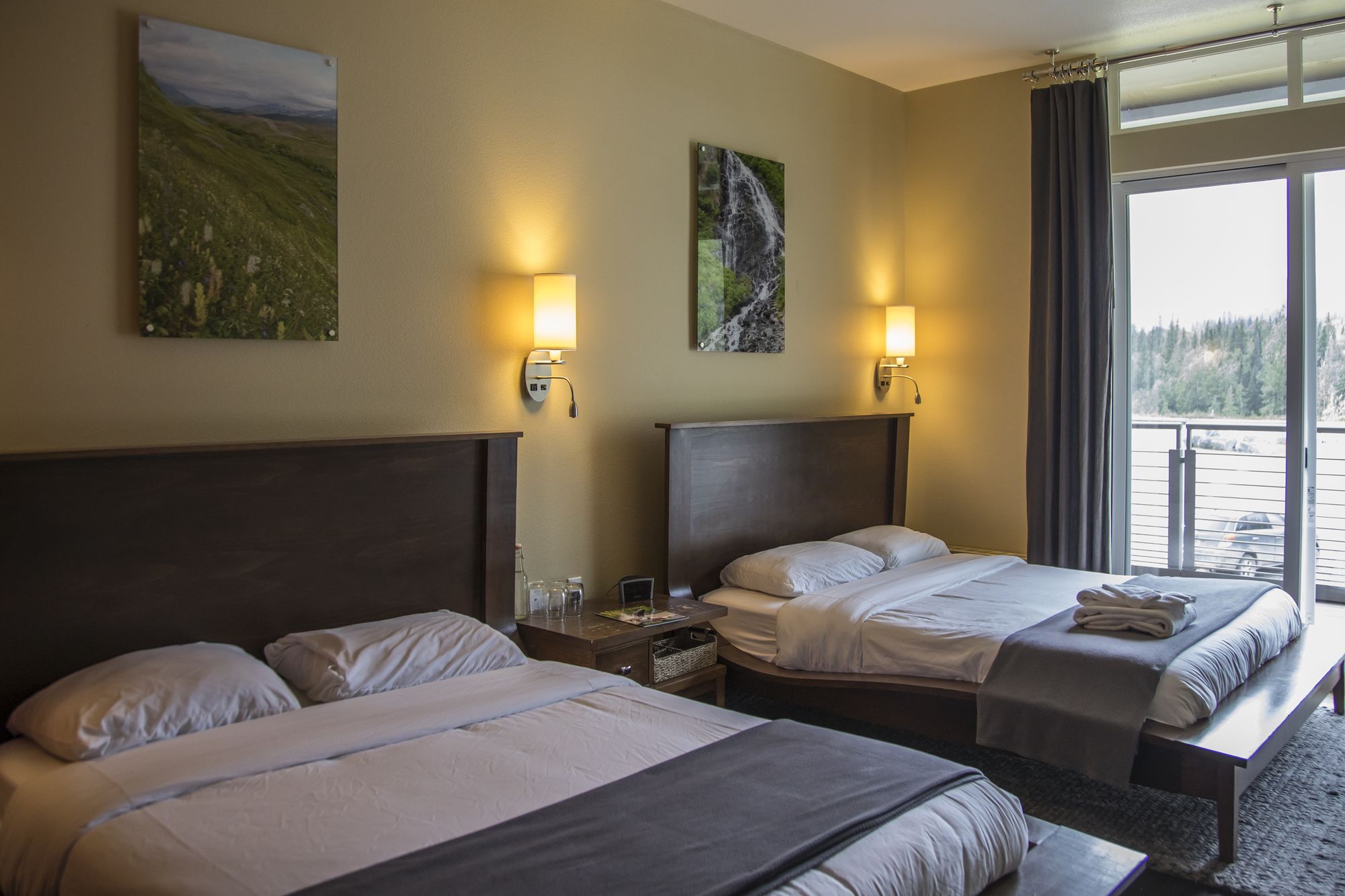 Tsaina Lodge