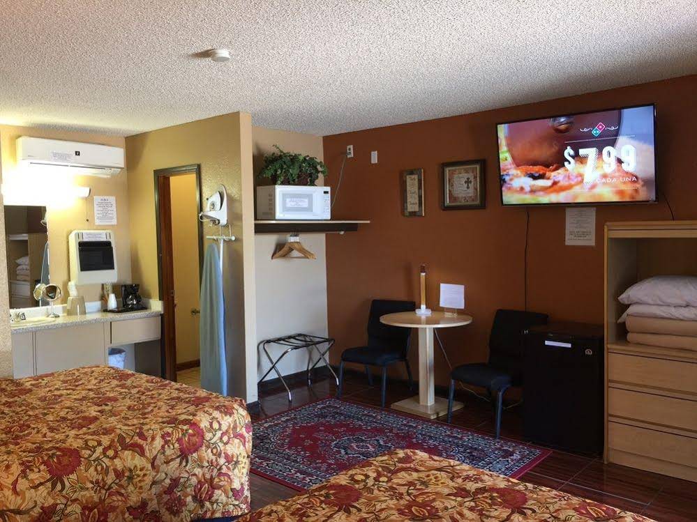 La Siesta Motel
