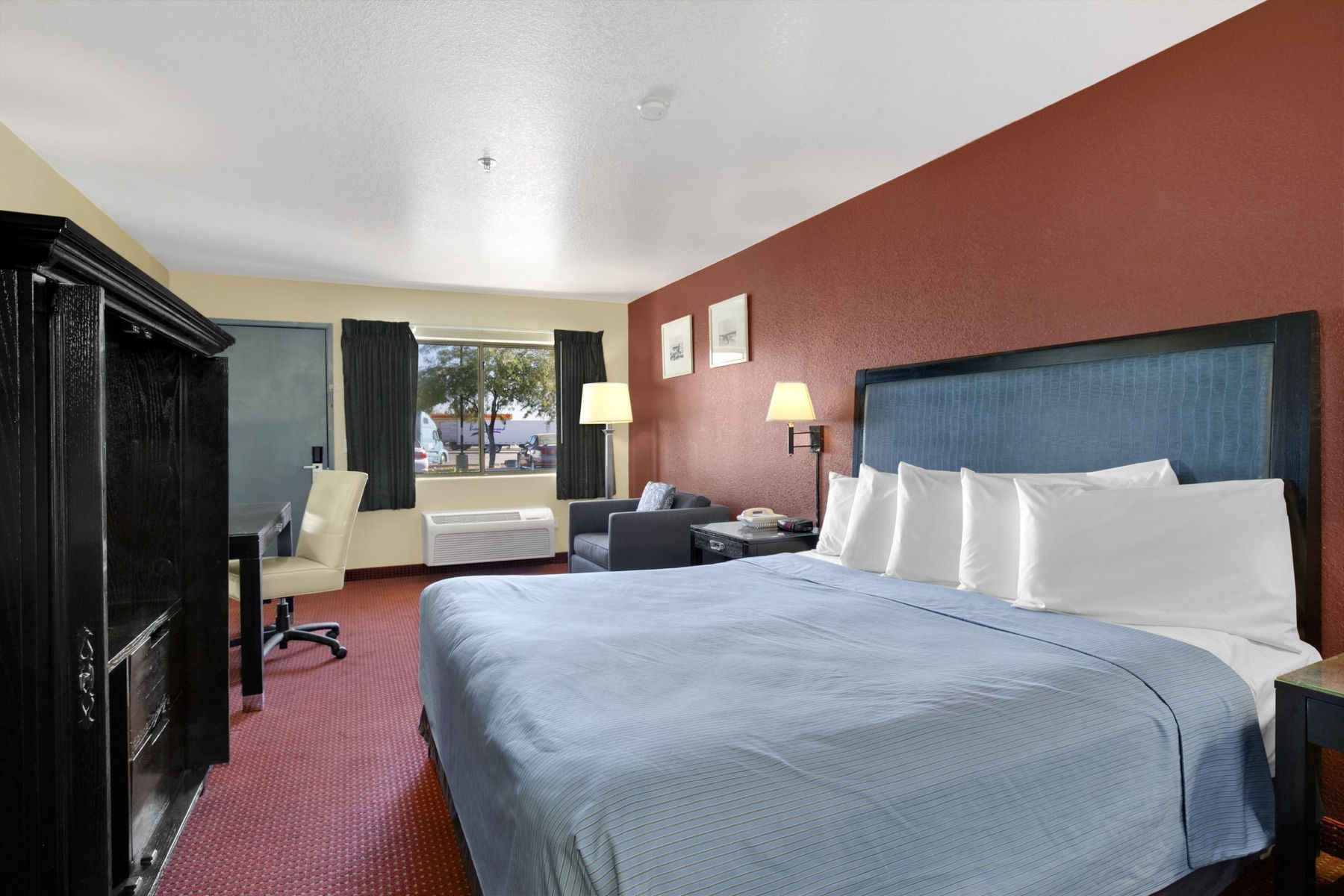 Days Inn by Wyndham Buckeye