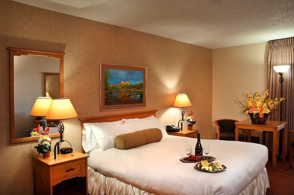 The Lodge at Cliff Castle Casino