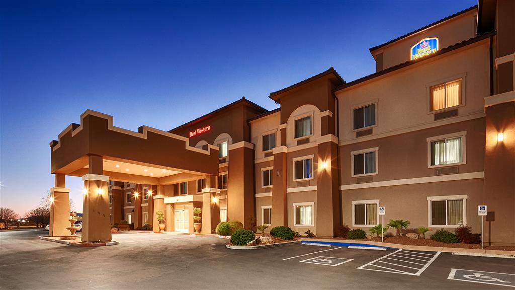 Best Western Douglas Inn & Suites
