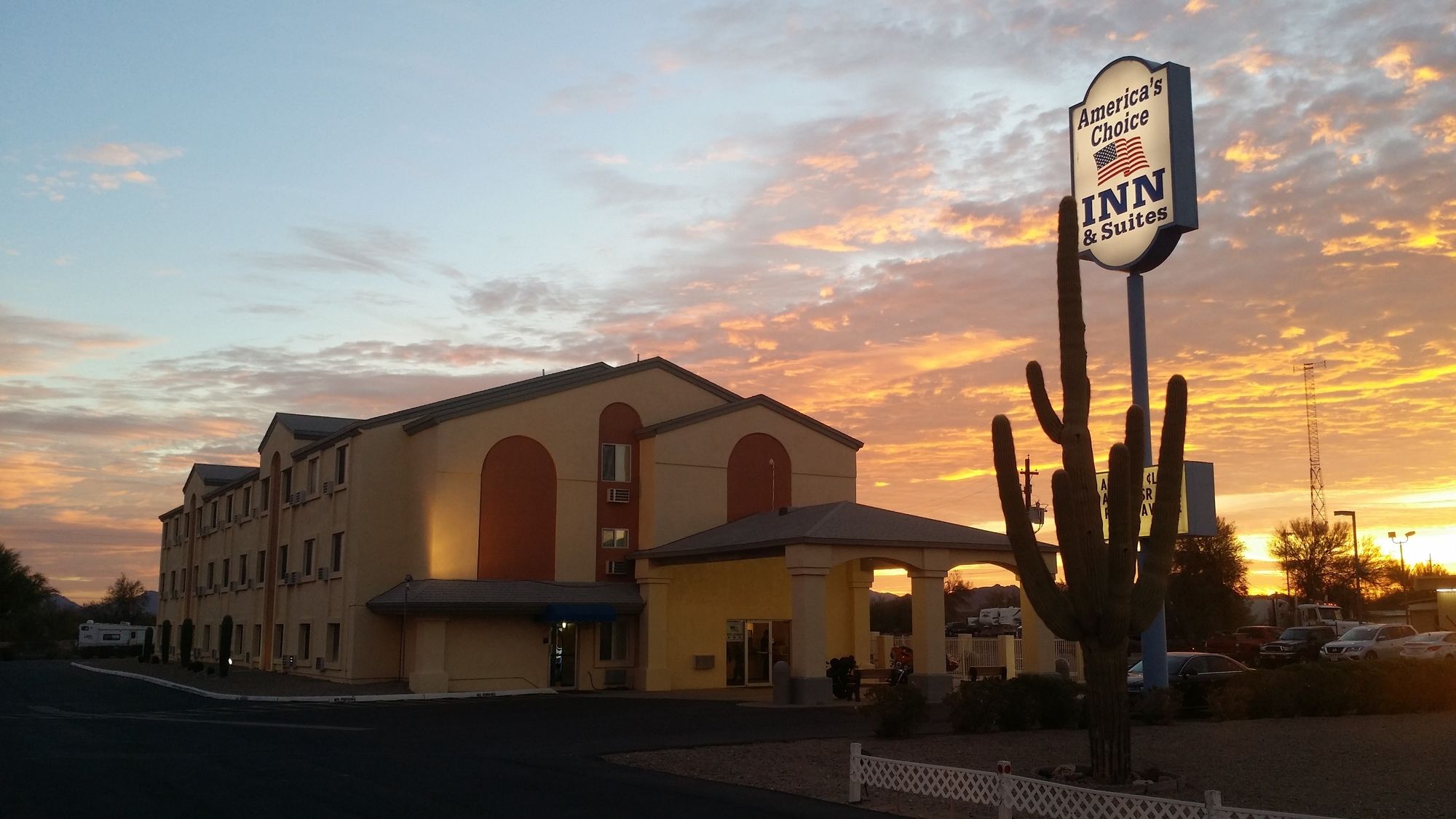 Americas Choice Inn & Suites