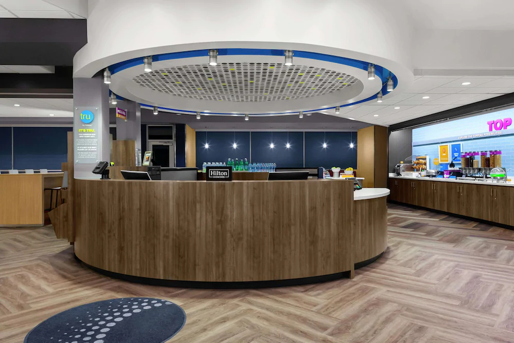 Tru By Hilton Gilbert