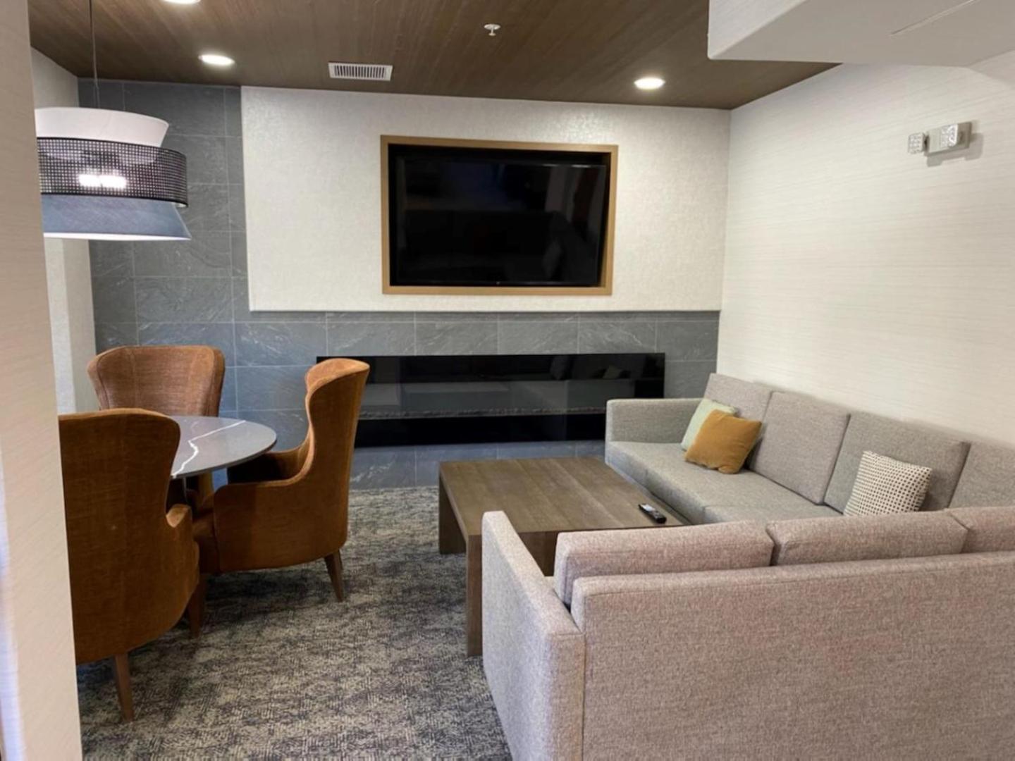 Staybridge Suites Phoenix-Glendale