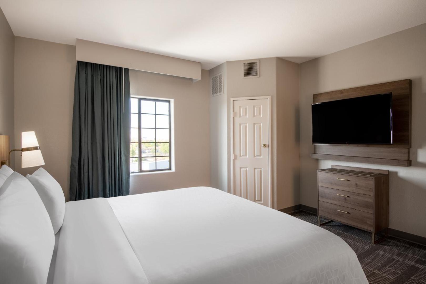 Staybridge Suites Phoenix-Glendale