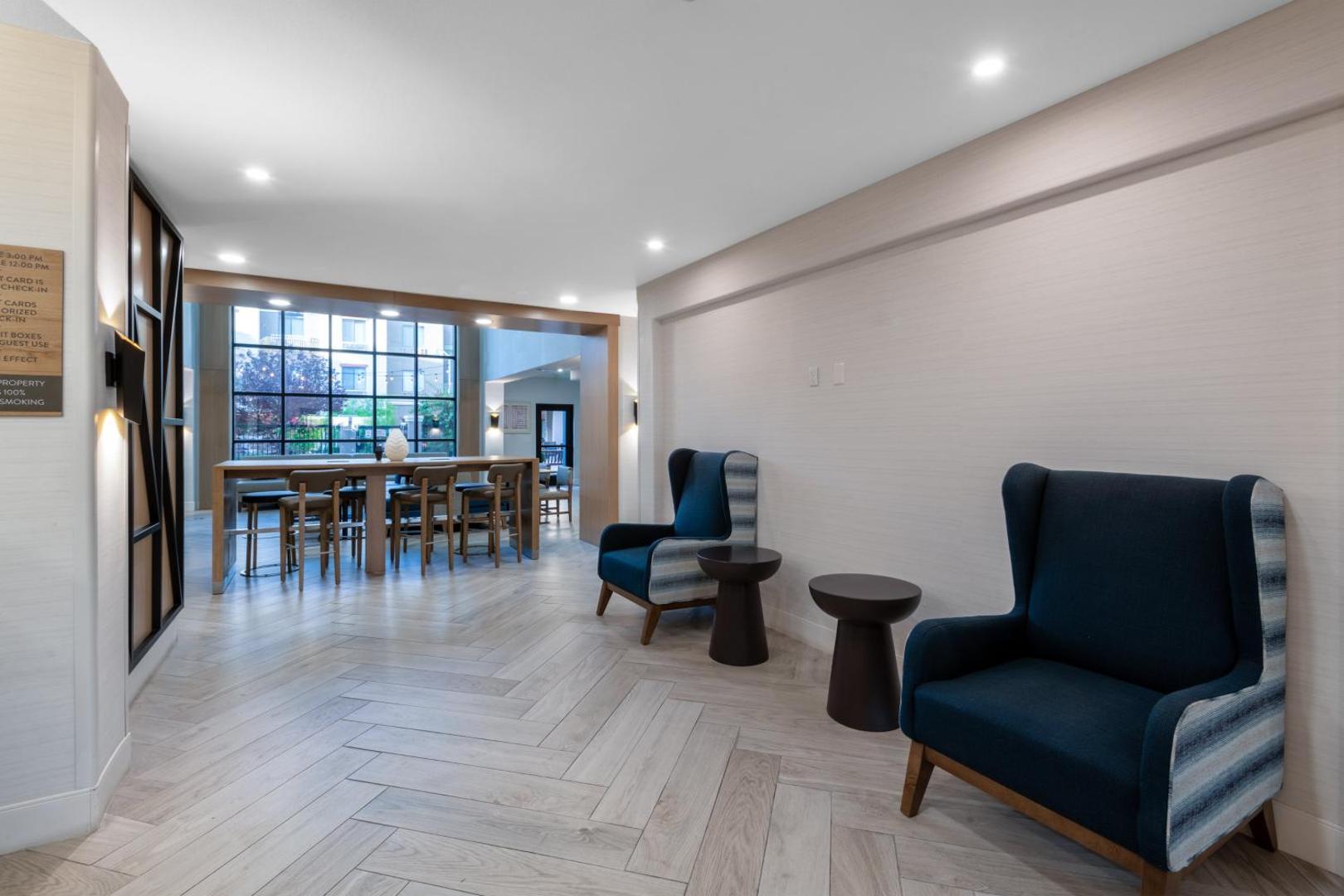 Staybridge Suites Phoenix-Glendale