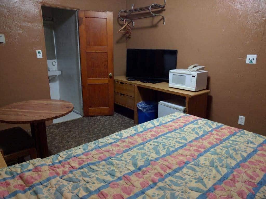 Belle-Aire Motel