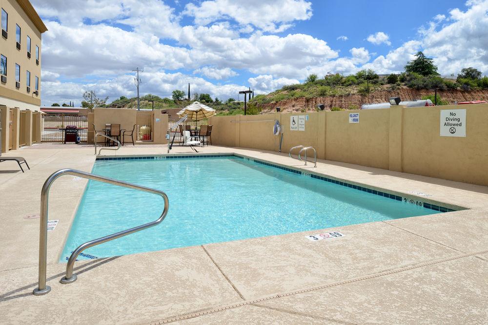 Holiday Inn Express & Suites Globe