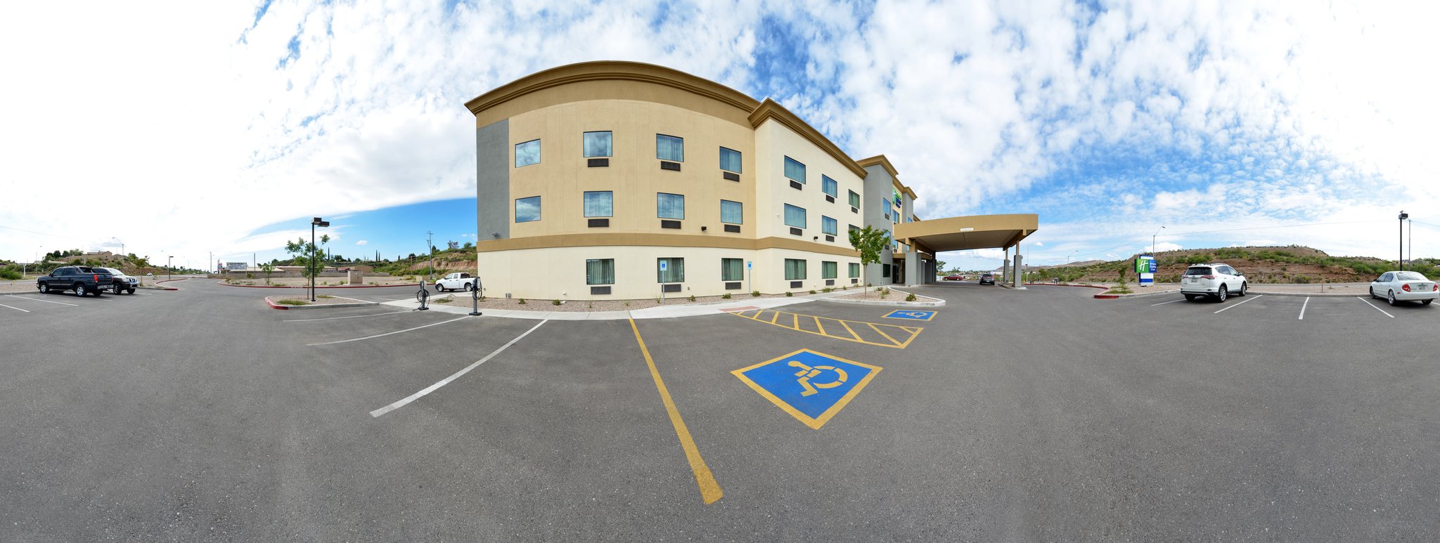Holiday Inn Express & Suites Globe