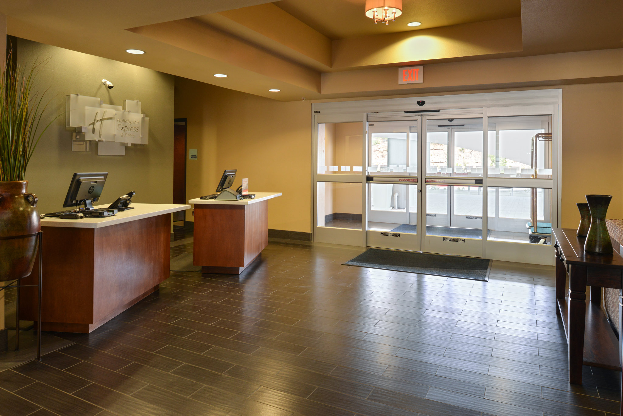 Holiday Inn Express & Suites Globe