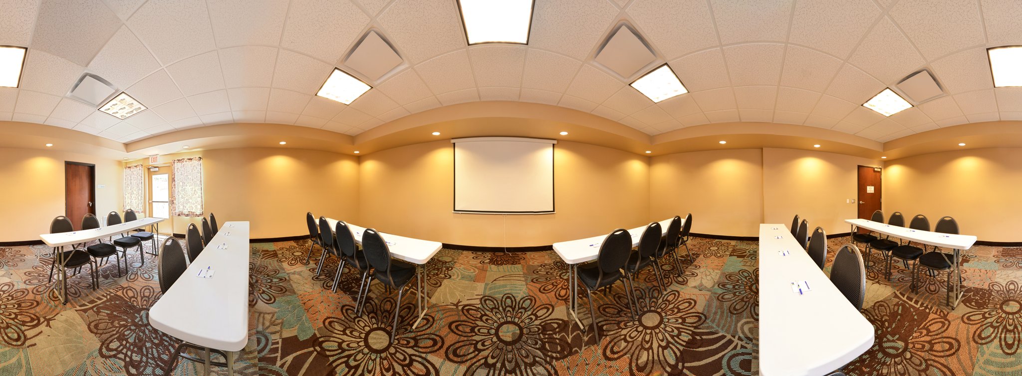 Holiday Inn Express & Suites Globe