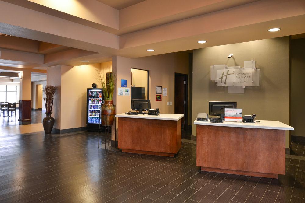 Holiday Inn Express & Suites Globe