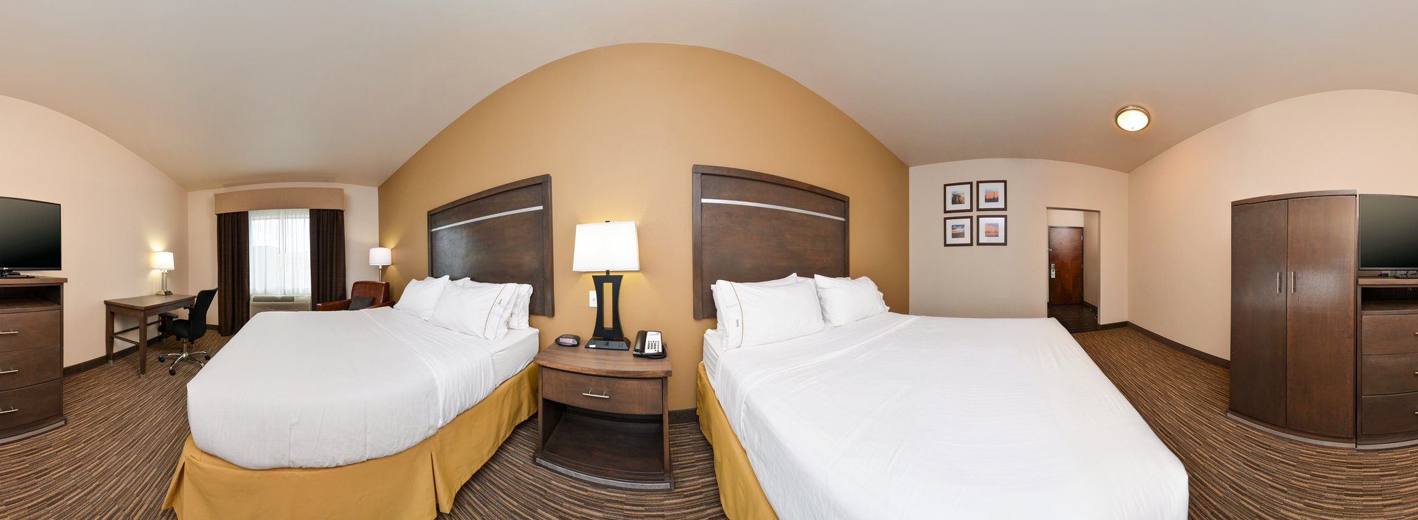 Holiday Inn Express & Suites Globe