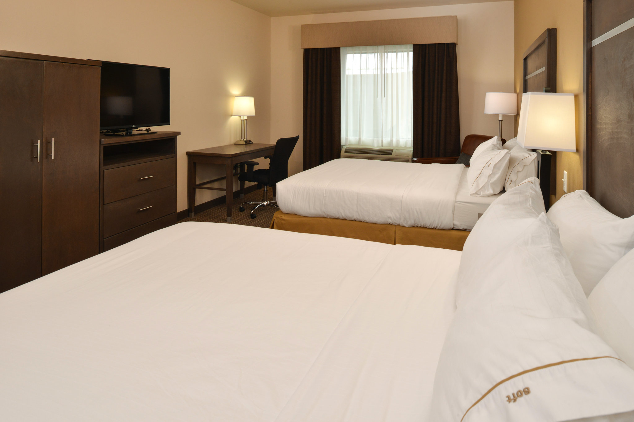 Holiday Inn Express & Suites Globe
