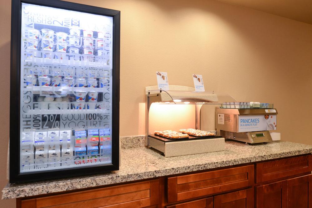 Holiday Inn Express & Suites Globe