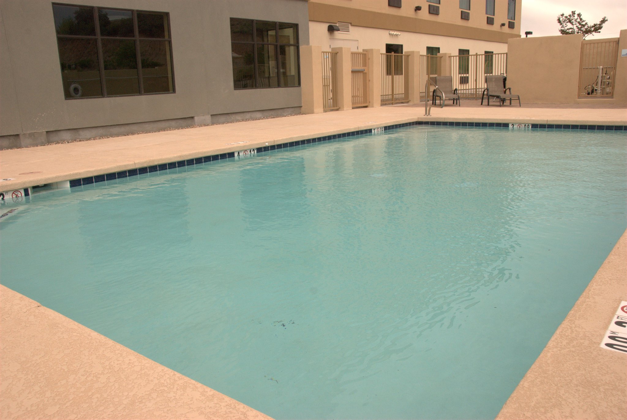 Holiday Inn Express & Suites Globe
