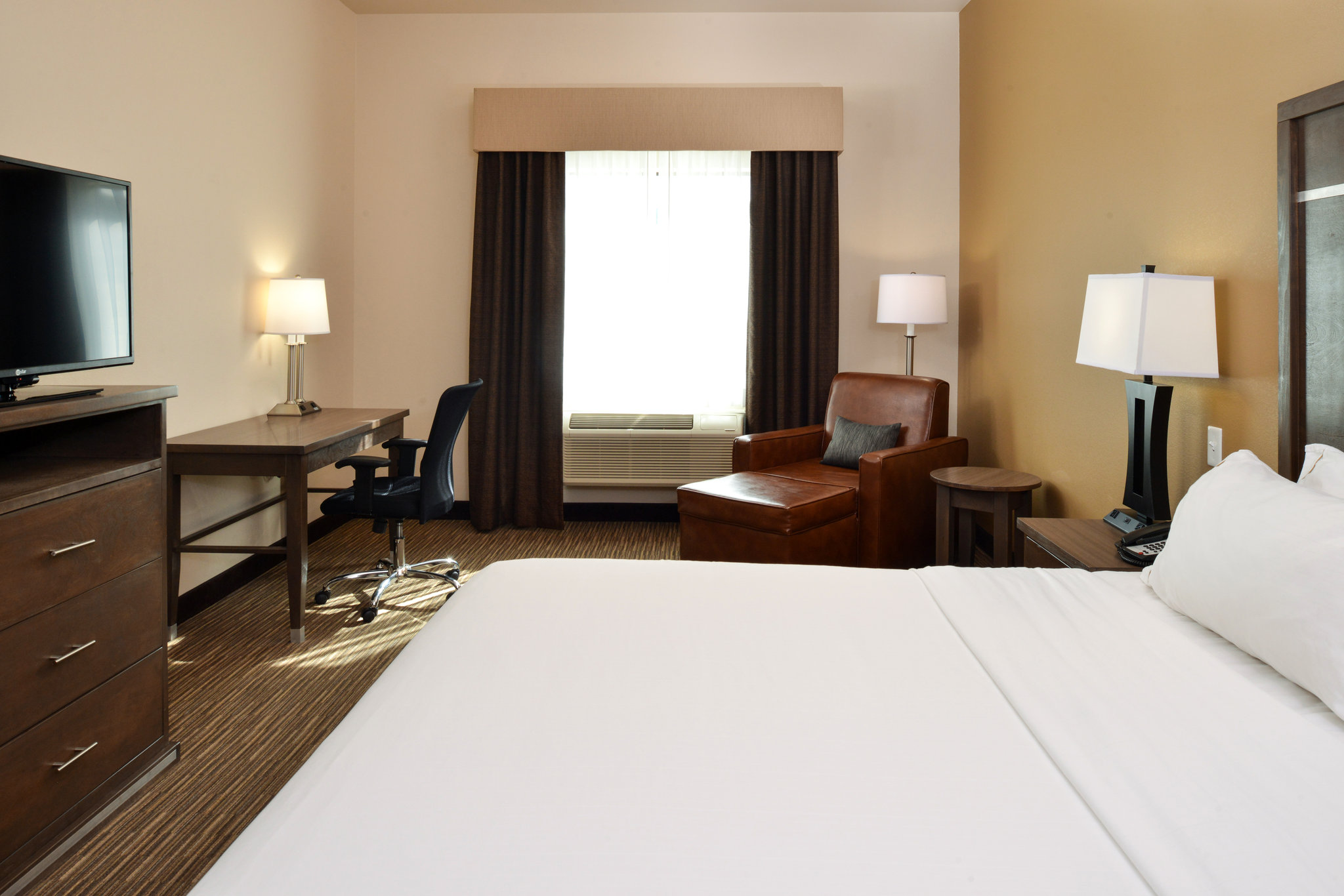 Holiday Inn Express & Suites Globe