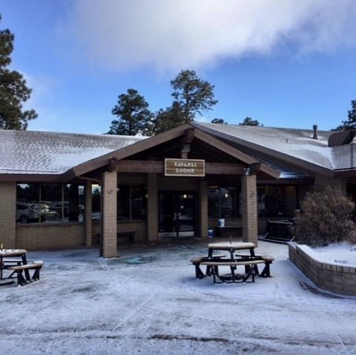 Yavapai Lodge East