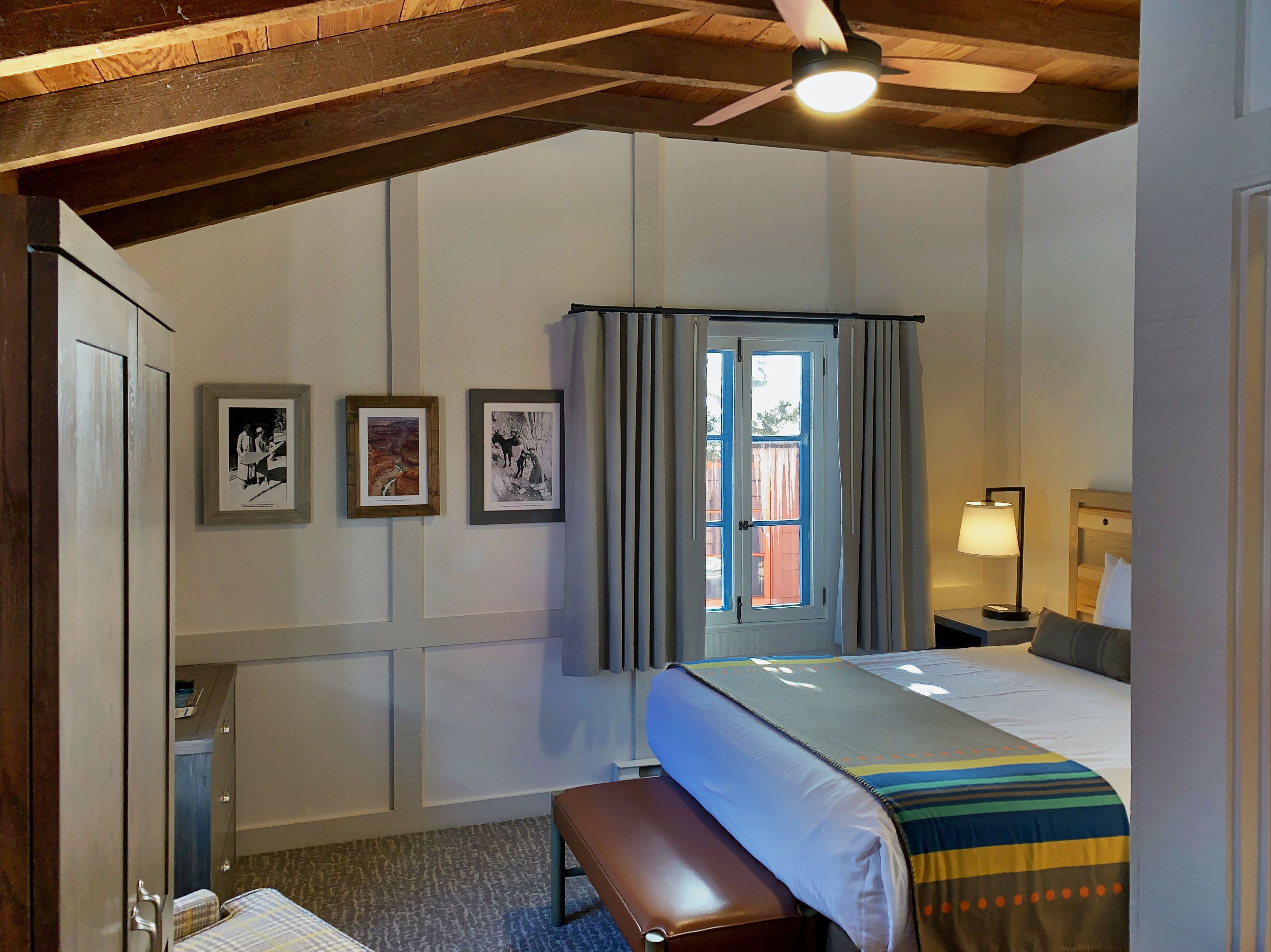 Bright Angel Lodge