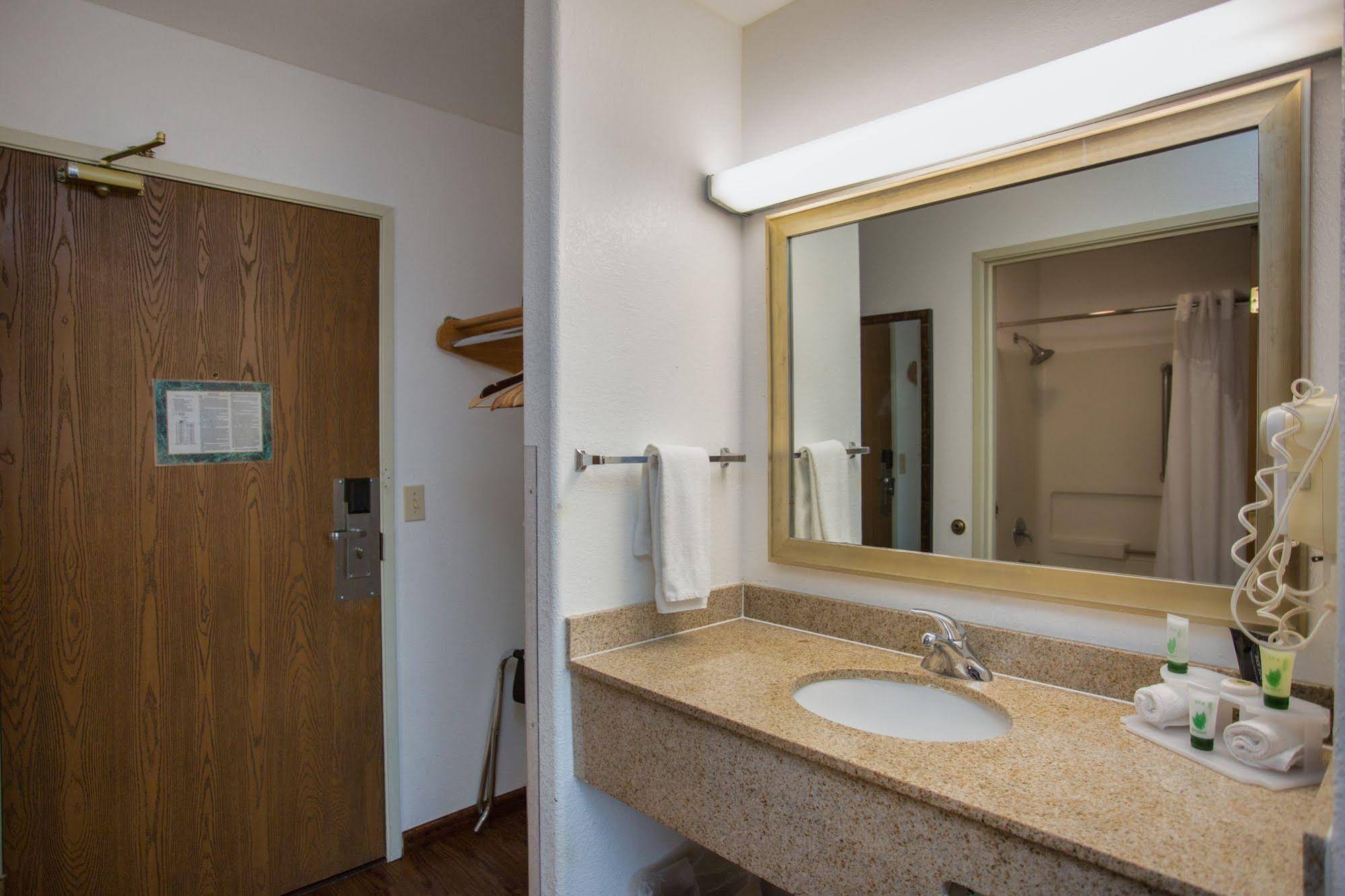 Vagabond Inn Executive Green Valley Sahuarita
