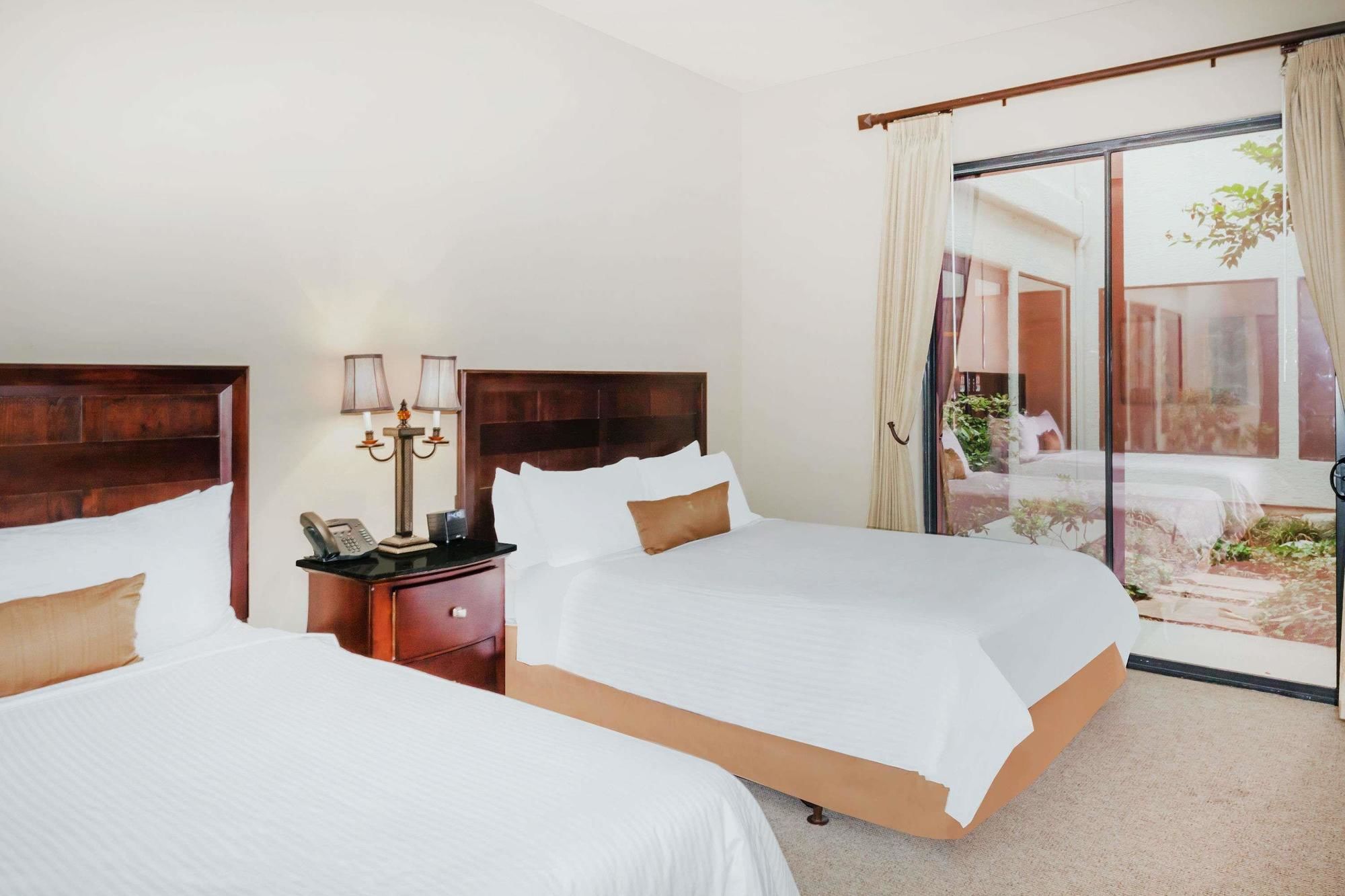 Wyndham Canoa Ranch Resort