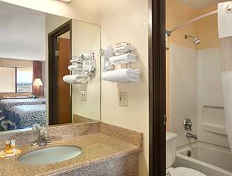 Days Inn by Wyndham Holbrook