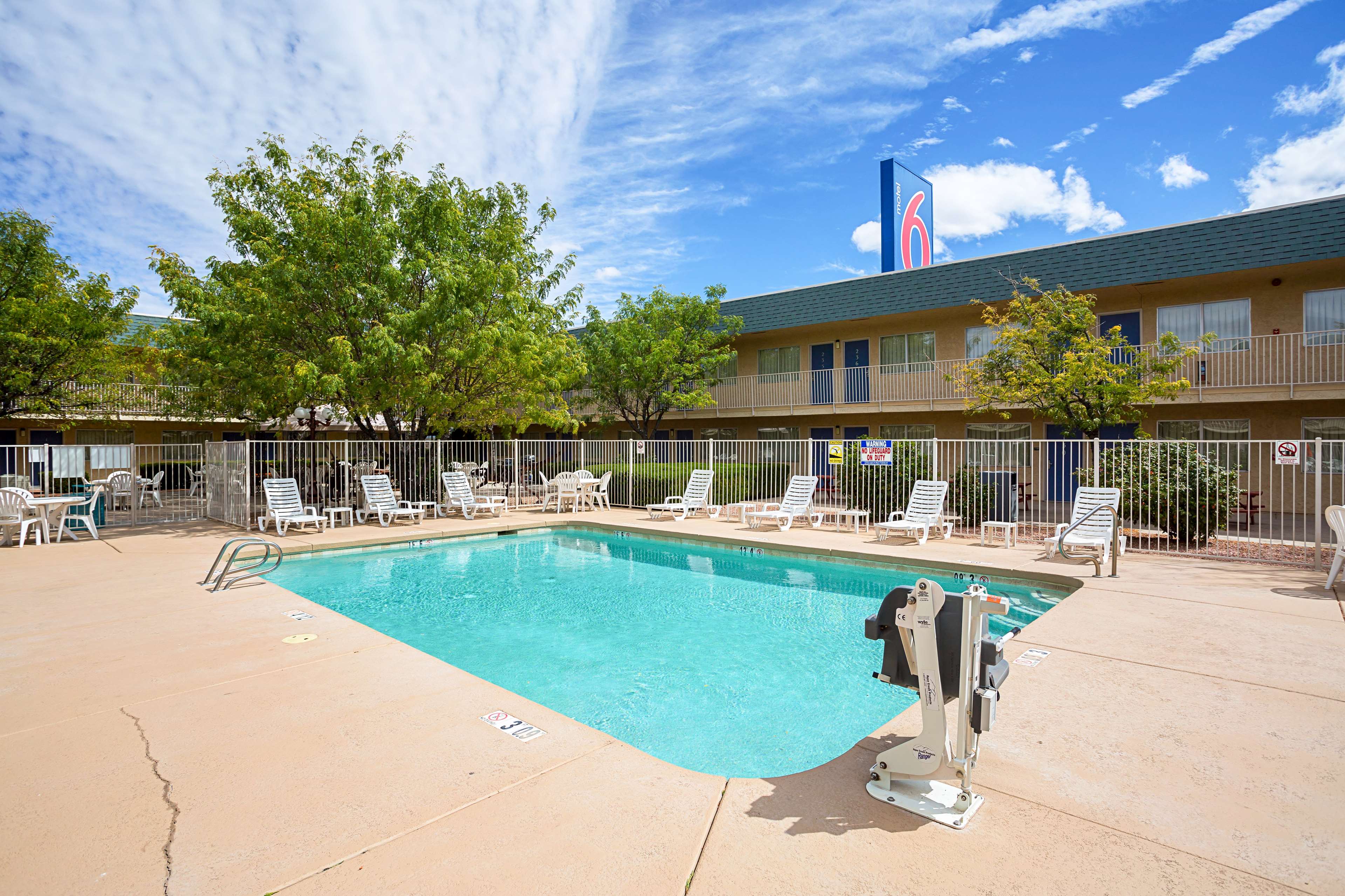 Motel 6 Holbrook