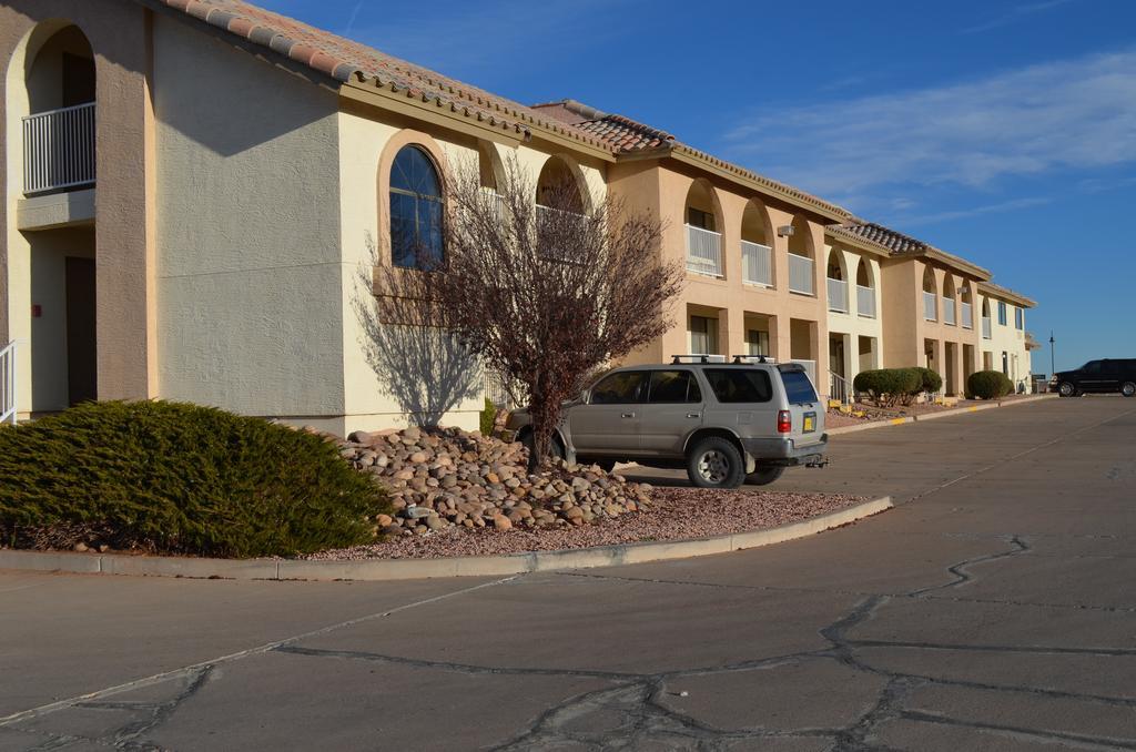 Days Inn by Wyndham Holbrook