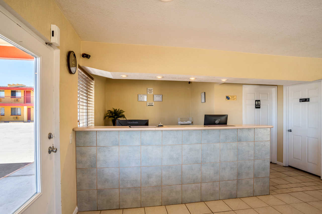 Econo Lodge I-40 Exit 286-Holbrook