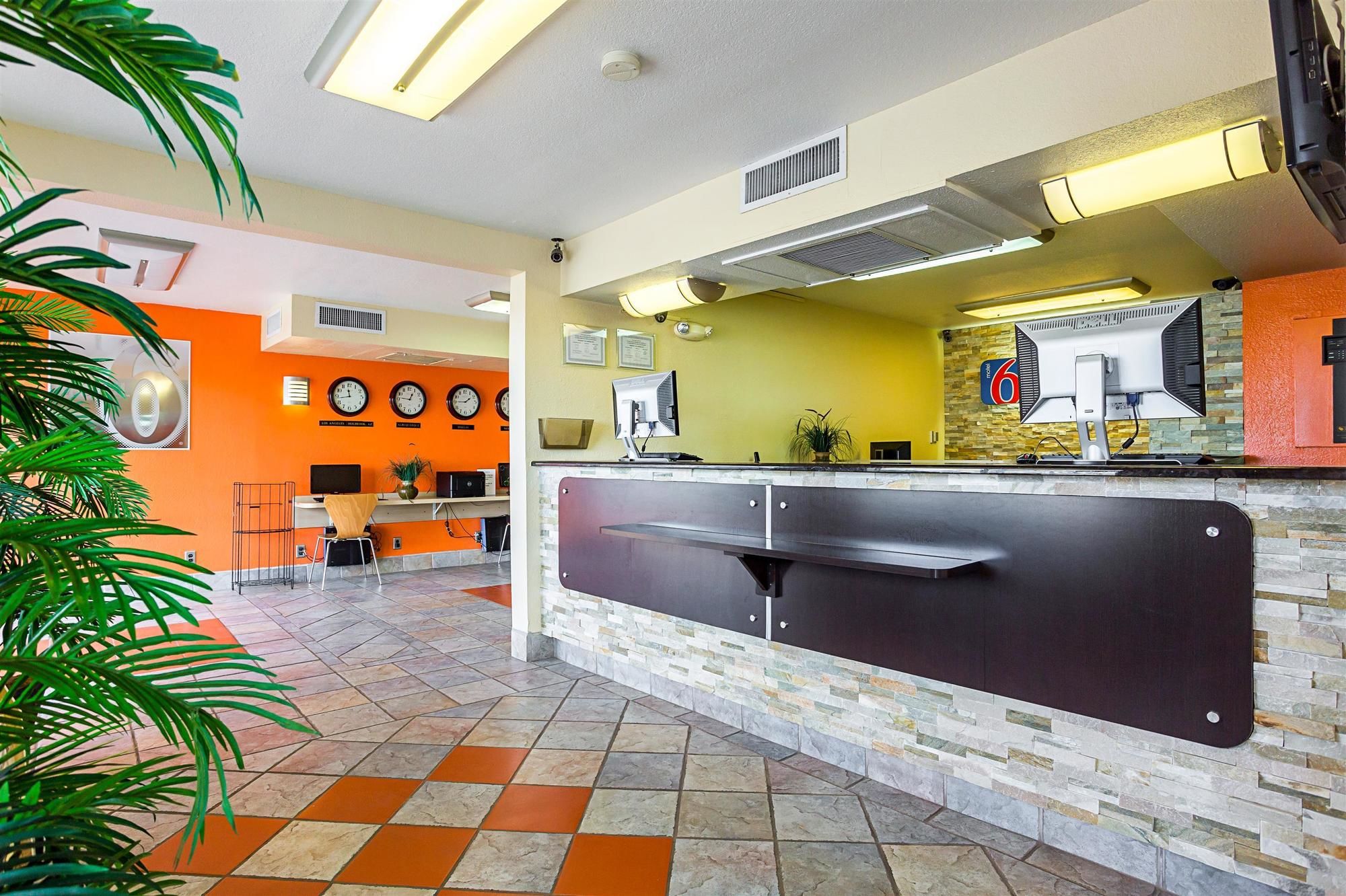Motel 6 Holbrook