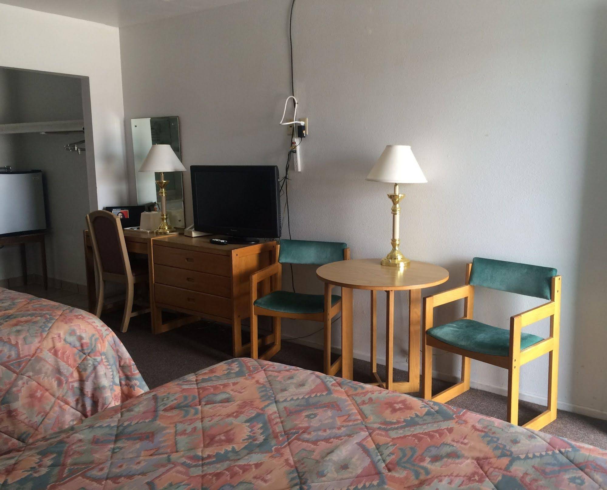 Economy Inn