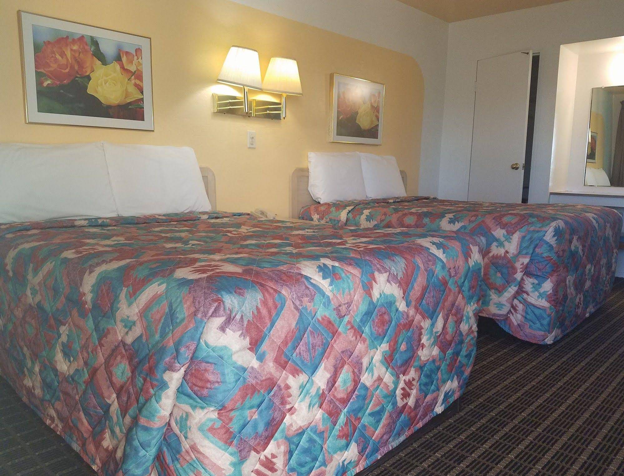Ramblin Rose Motel