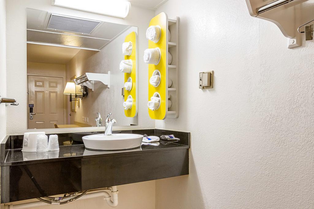 Motel 6 Mesa North