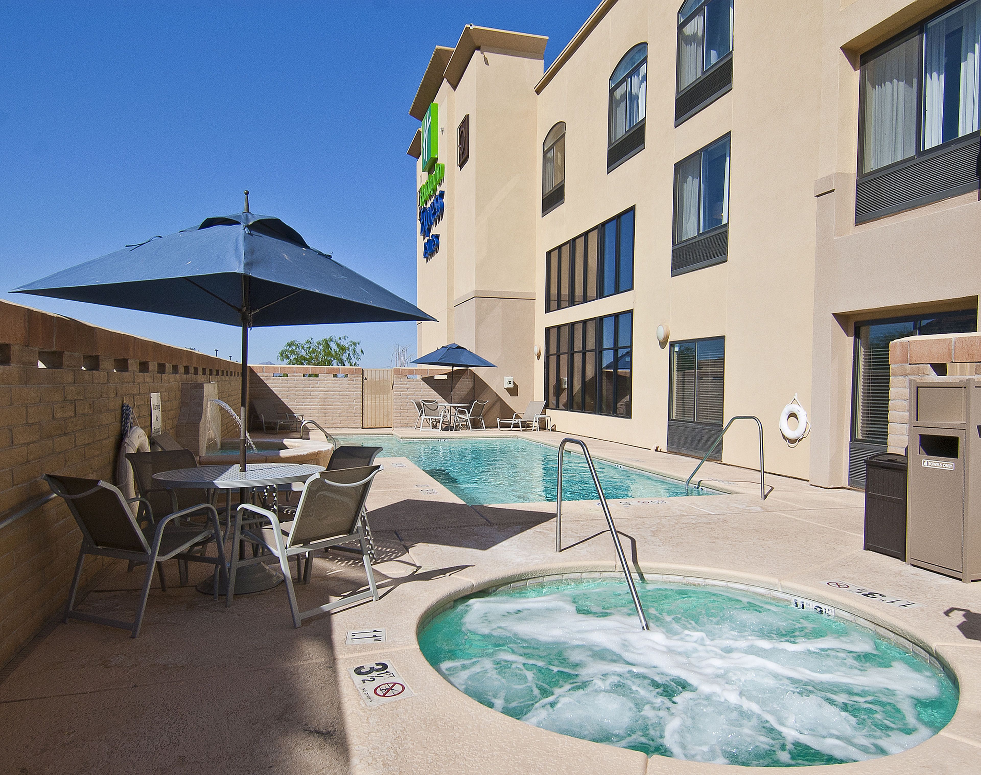 Holiday Inn Express Hotel & Suites Oro Valley - Tucson North