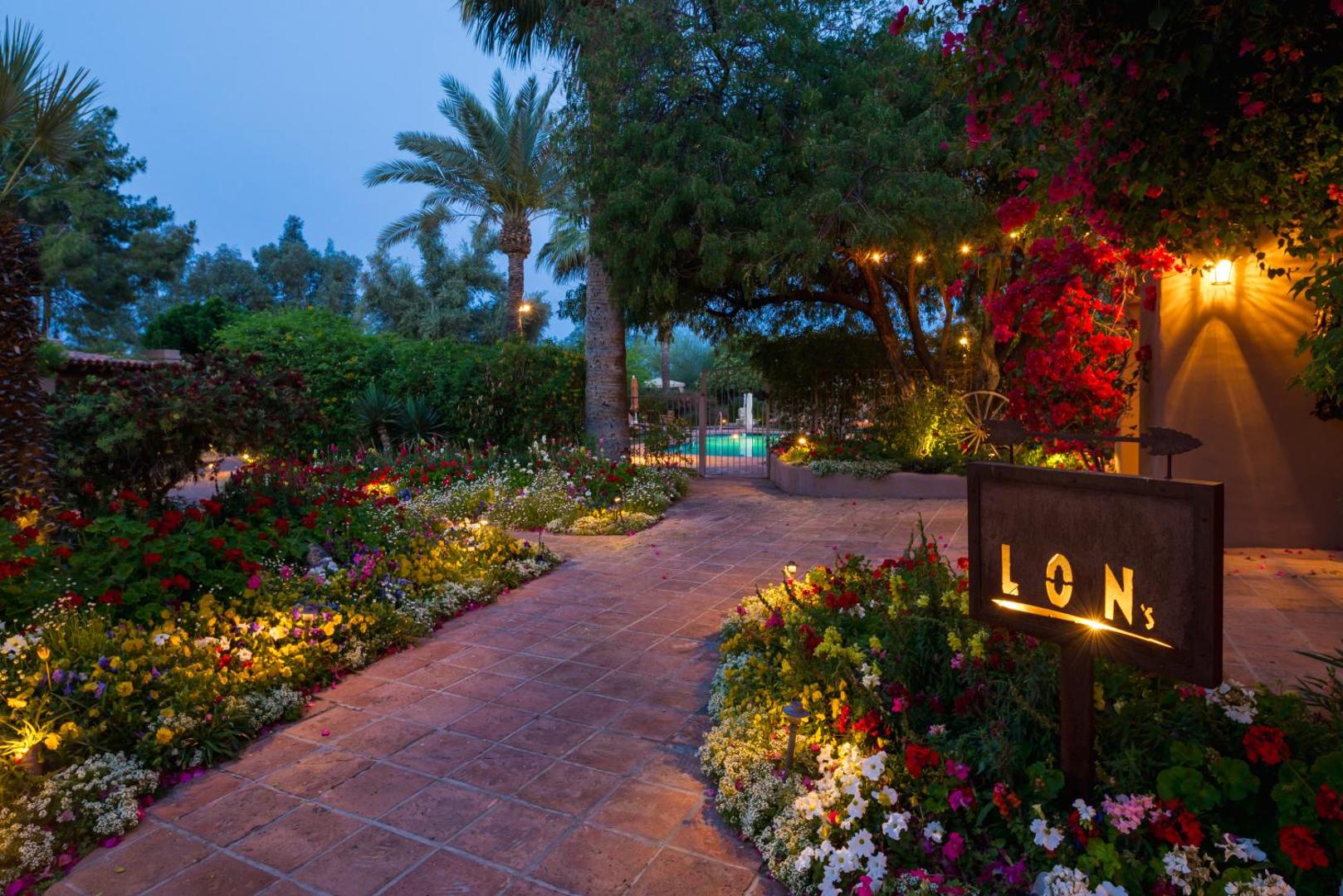 The Hermosa Inn