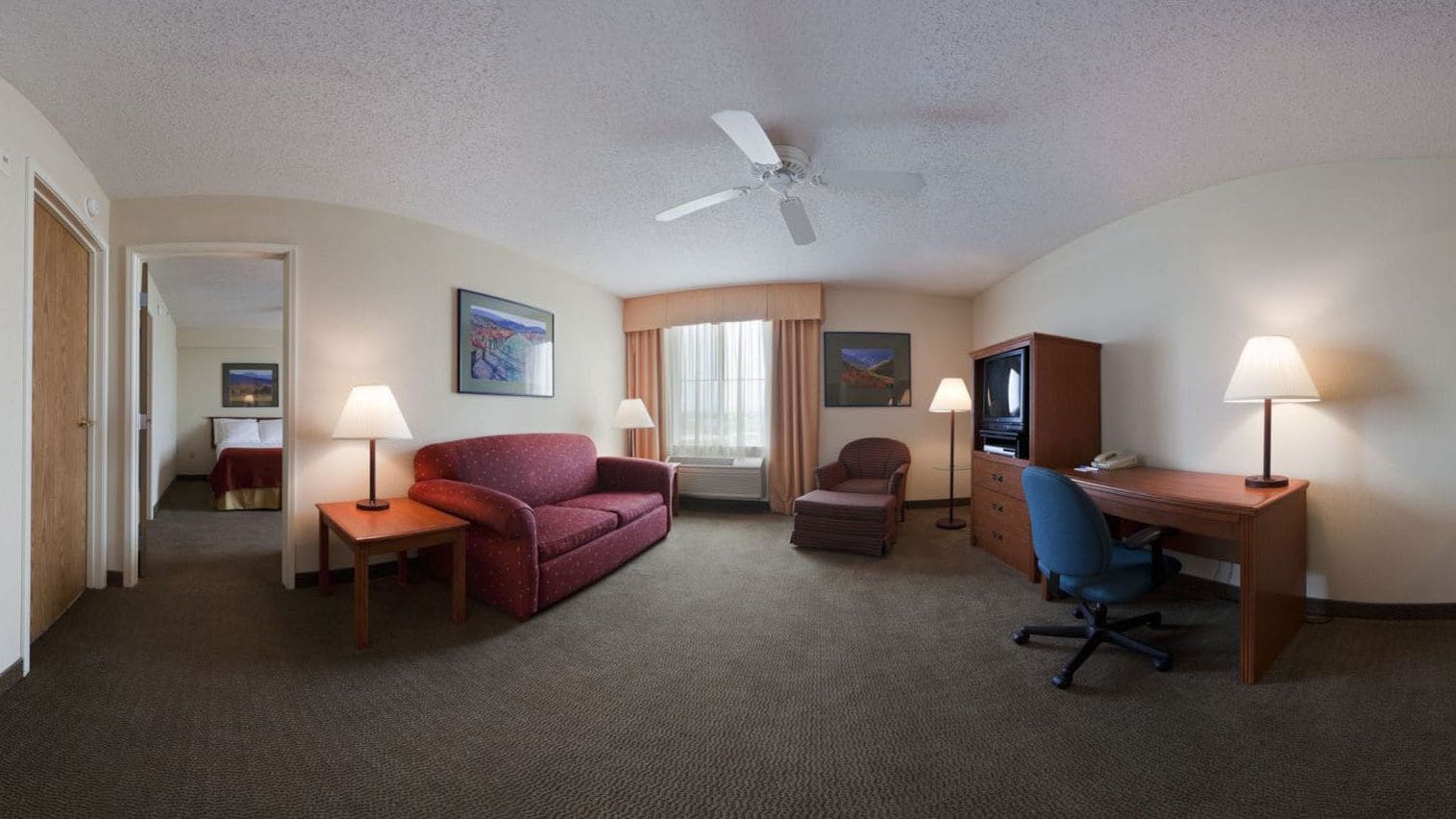 Holiday Inn Express & Suites Peoria North Glendale