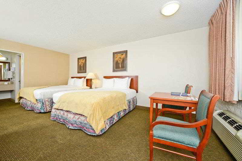 Extend-a-Suites - Phoenix Airport