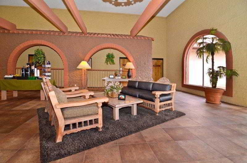 Extend-a-Suites - Phoenix Airport