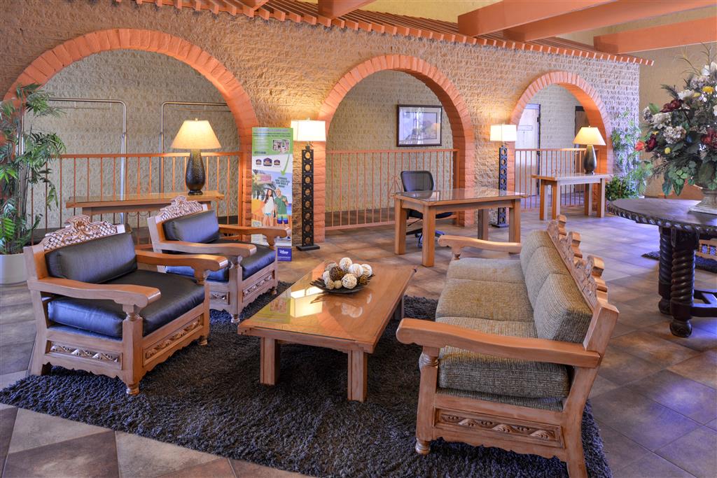 Extend-a-Suites - Phoenix Airport