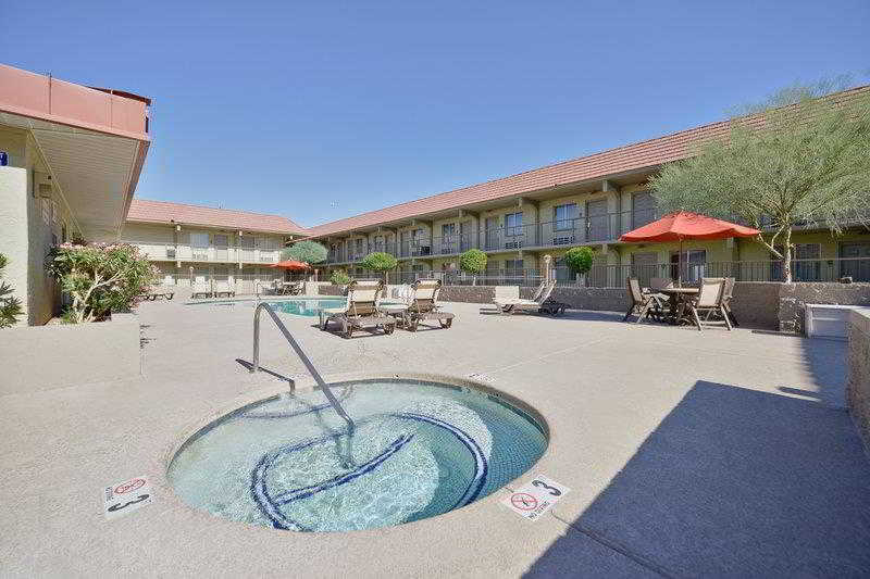 Extend-a-Suites - Phoenix Airport
